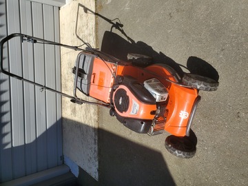 Husqvarna LC 19AP mower